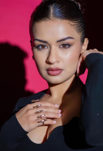 AVNEET KAUR