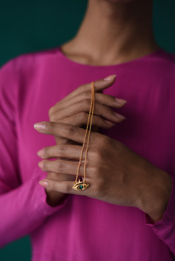 The Cat's eye pendant