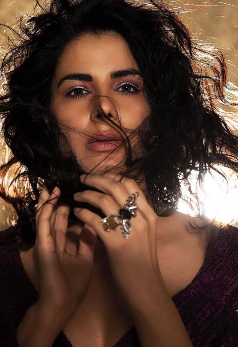 KIRTI KULHARI